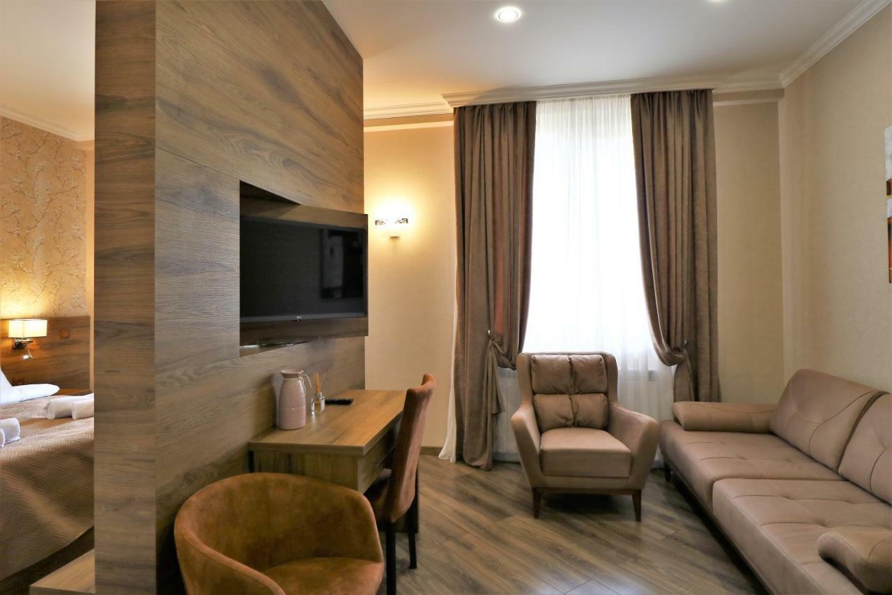 Luxury Aparthotel 5Rooms In Tbilisi Center Esterno foto
