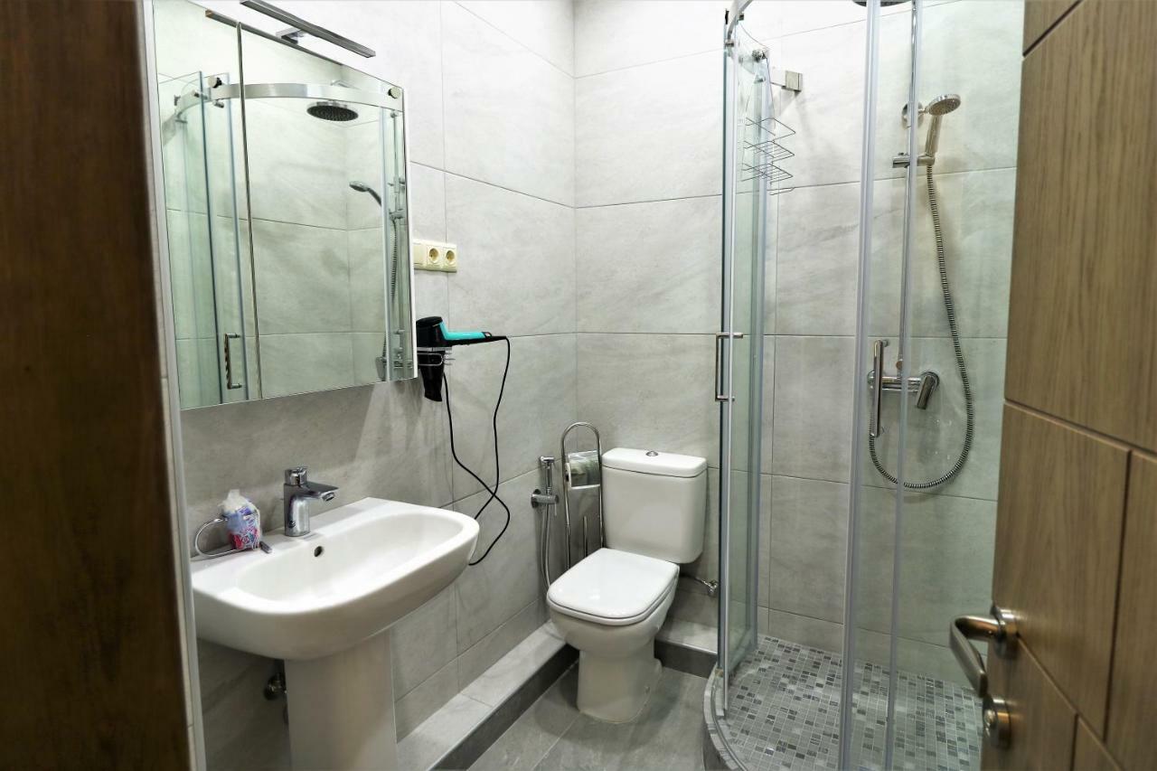 Luxury Aparthotel 5Rooms In Tbilisi Center Esterno foto
